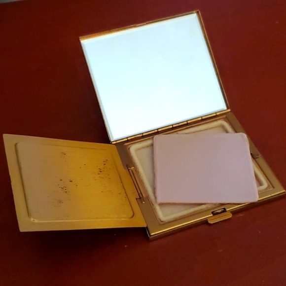 Vintage White Confetti Lucite Compact Case - Picture 2 of 8